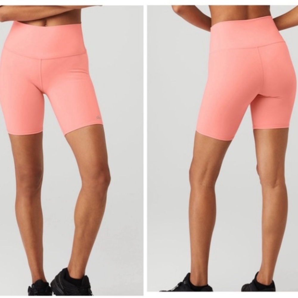 NWT ALO Yoga High-Waist Biker Short in Strawberry Lemonade Sz. Small